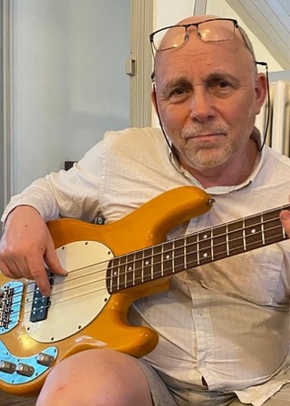 Pascal Ropert, Colonie de vacances Ulysséo, Cours guitare