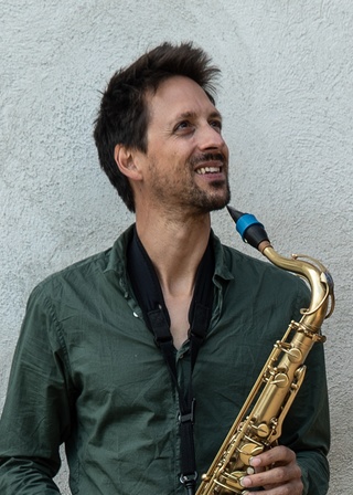 Olivier Hutin, Colonie de vacances Ulysséo, Cours saxo-trompette-flûte